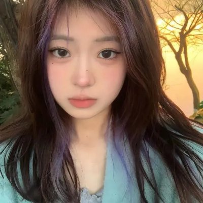 粉红小房子 海报